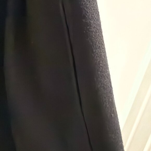 Shacket - Picture 2 of 5